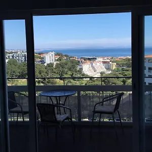 Appartement Superb View Over And The Ocean, With Wonderful Balcony, Cascais